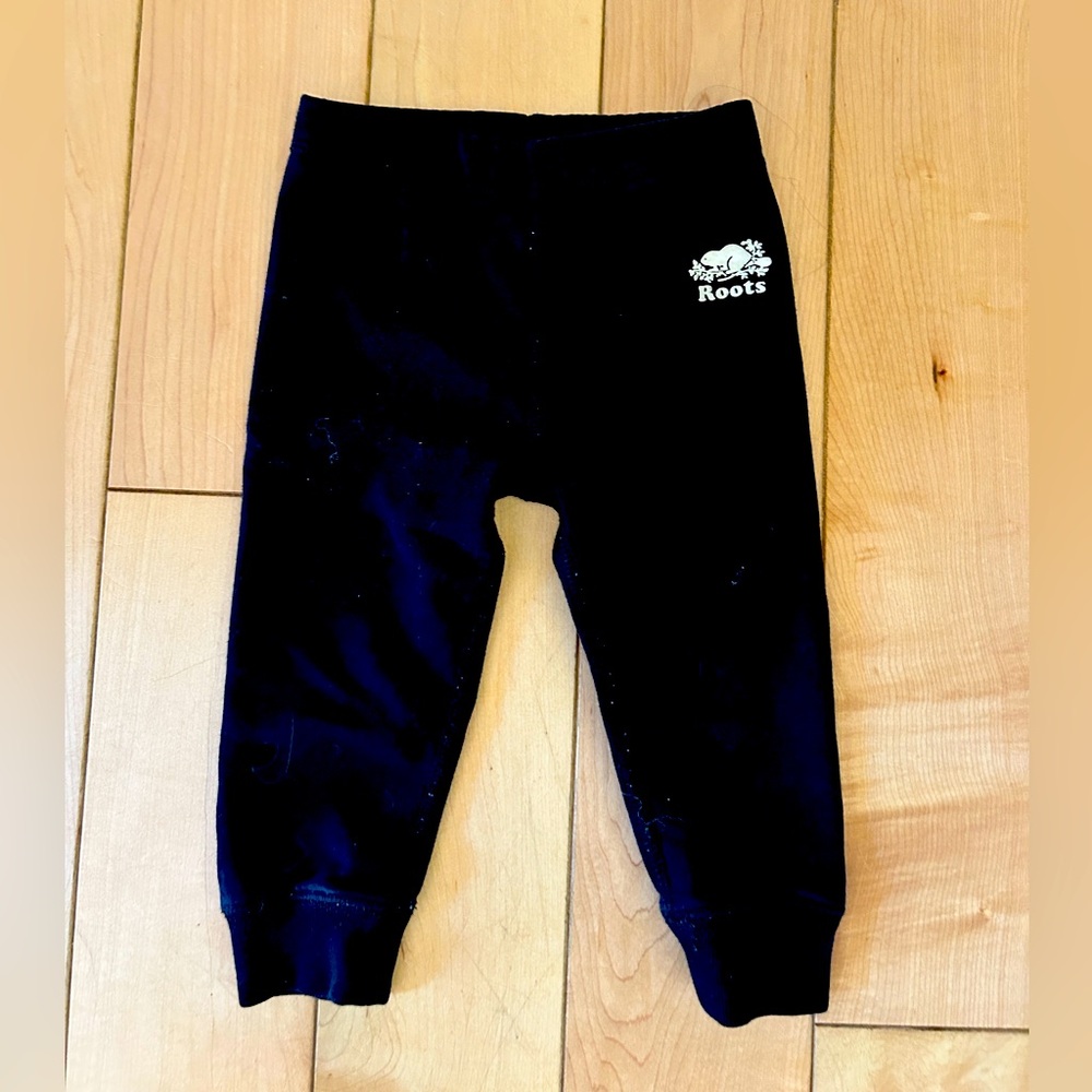Roots baby sweat pants 12-18 months